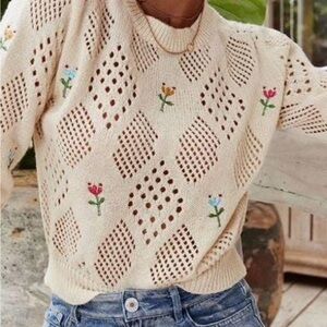 Elegant Cream Floral Knit Sweater Women’s Sz XL Embroidered Diamond Boho